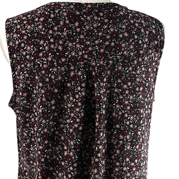 Anne Klein Pleated Floral Sleeveless Top with Zipper, Size Medium - Picture 4 of 9